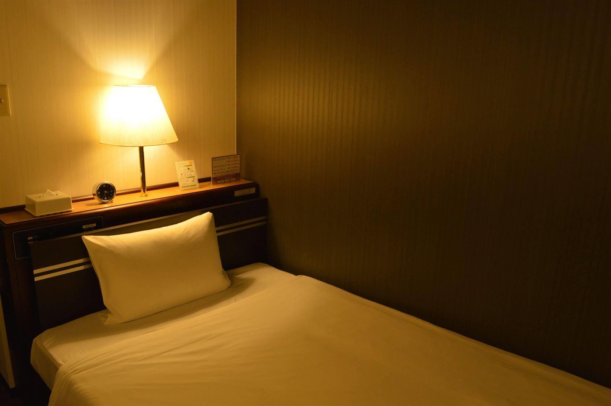 Hotel Livemax Budget Νάχα Εξωτερικό φωτογραφία