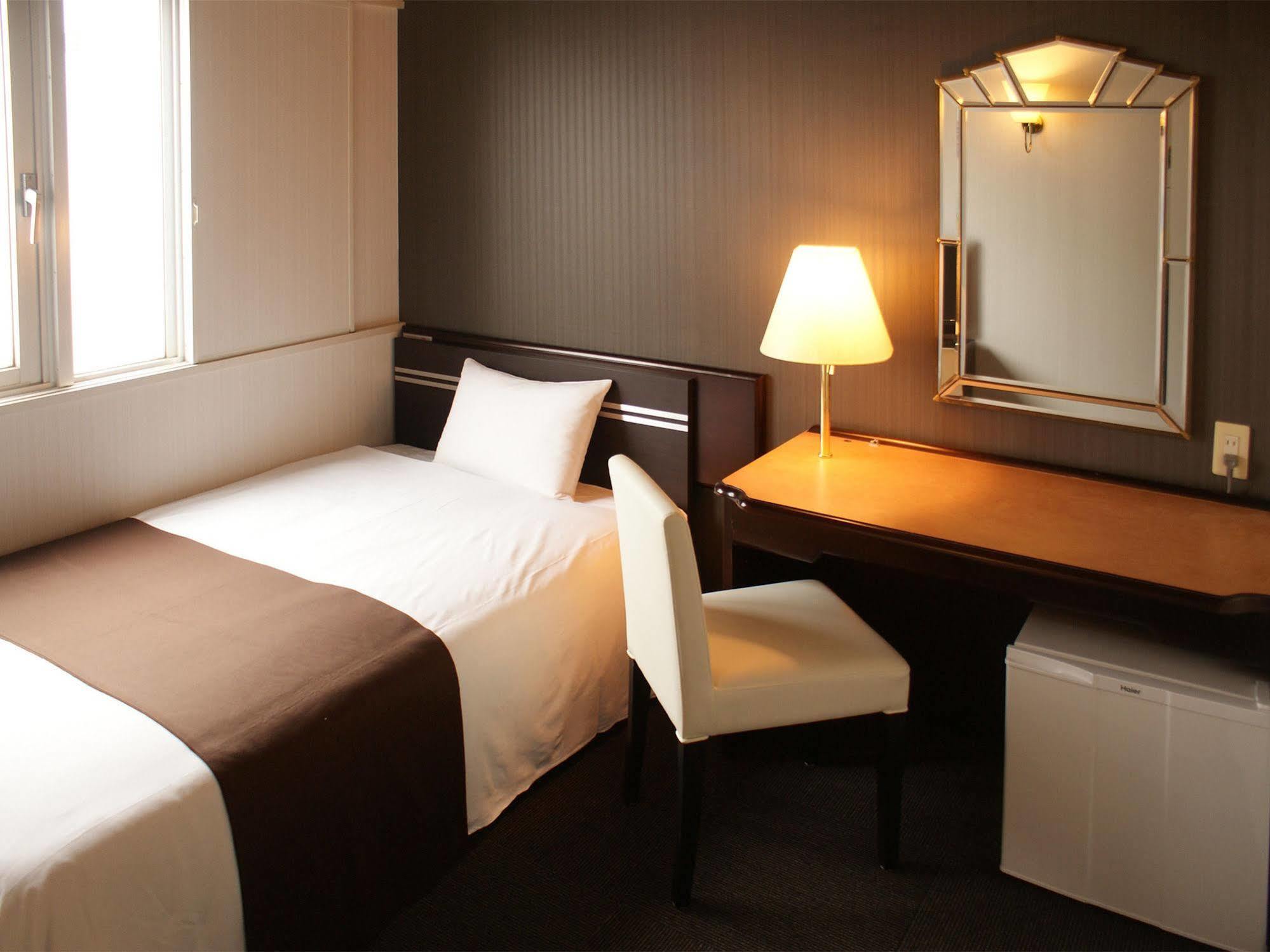 Hotel Livemax Budget Νάχα Εξωτερικό φωτογραφία